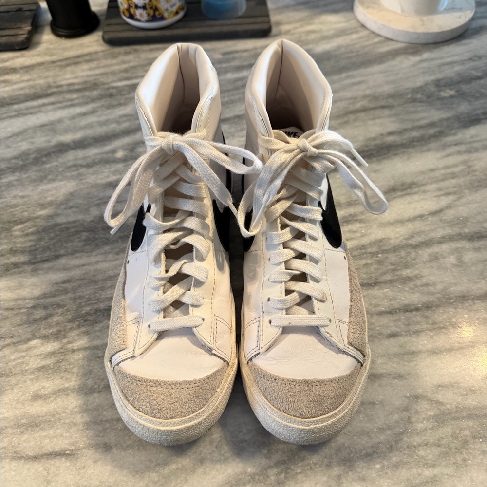 Nike Women's High-Top Sneakers in White and Black - Picture 1 of 6